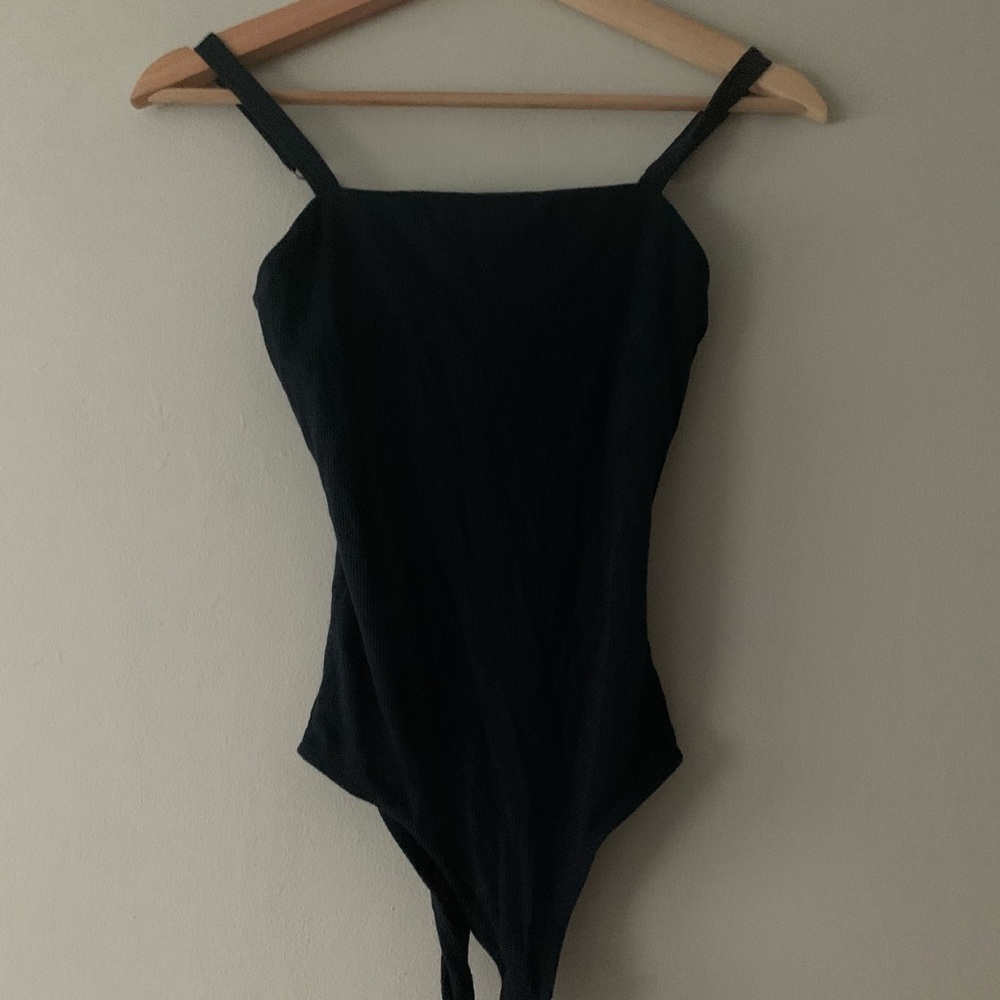 HOLLISTER BODYSUIT